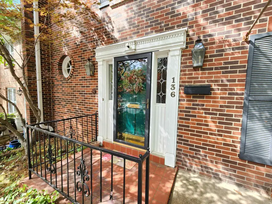 136 Cambridge Place #136, Little Rock, AR 72227 - #2