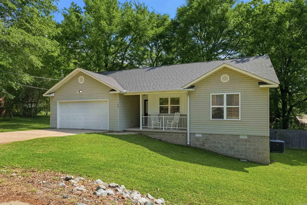 229 Adcock Rd, Hot Springs, AR 71913 - #1