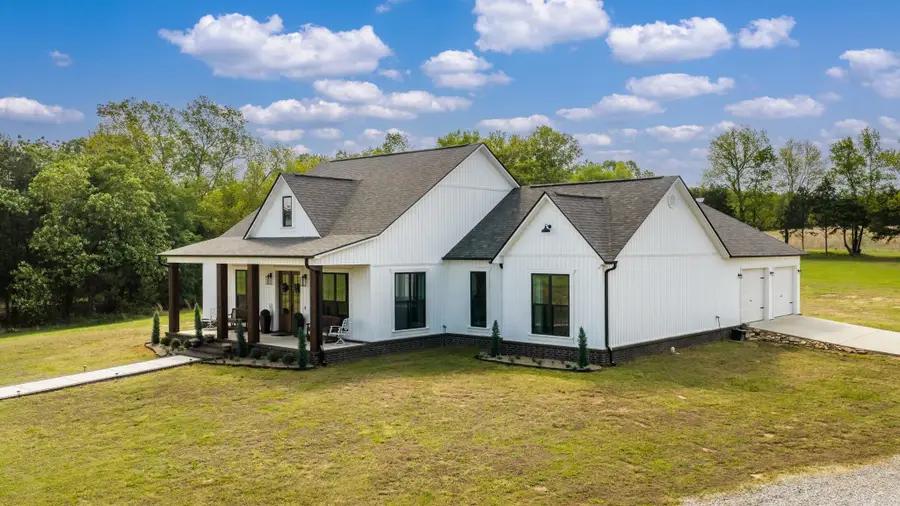 107 Holloway, Greenbrier, AR 72058 - #2