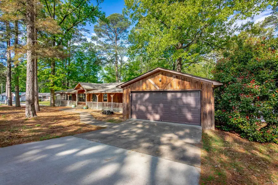 1600 E Lakeview, Benton, AR 72015 - #2