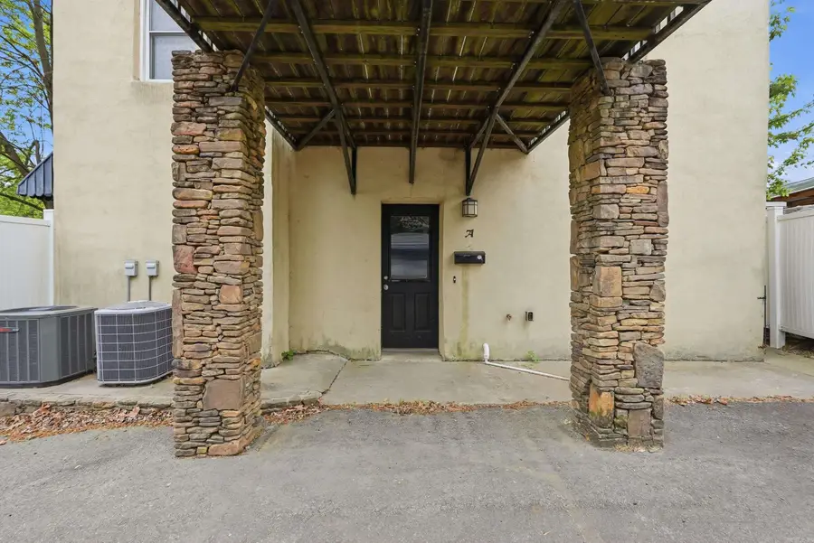 122 E Main Street, Heber Springs, AR 72543 - #2