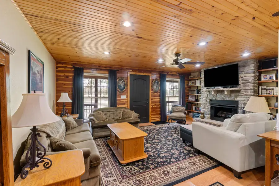 854 Hurricane Creek Rd., Melbourne, AR 72556 - #3