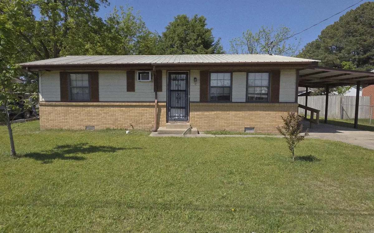 1107 E Court, Paragould, AR 72450 - #1