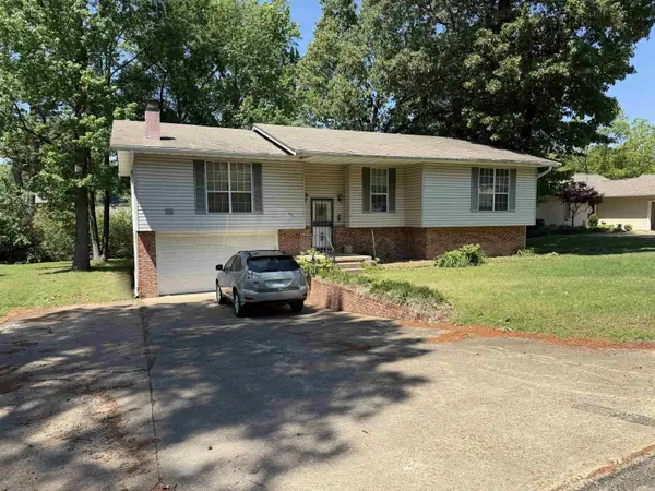 201 Cater Dr, Jonesboro, AR 72405