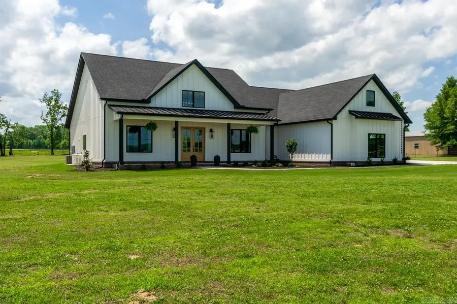 25 Meadows Drive, Vilonia, AR 72173 - #3