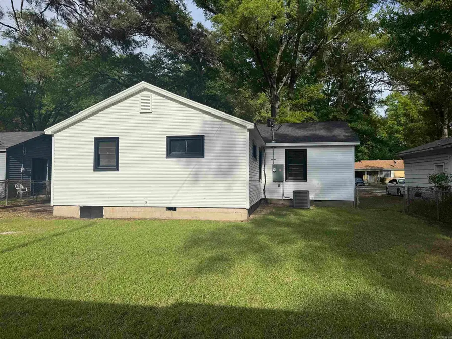 2818 Edgewood, Pine Bluff, AR 71603 - #3