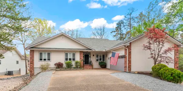 3 Levantino Lane, Hot Springs Village, AR 71909