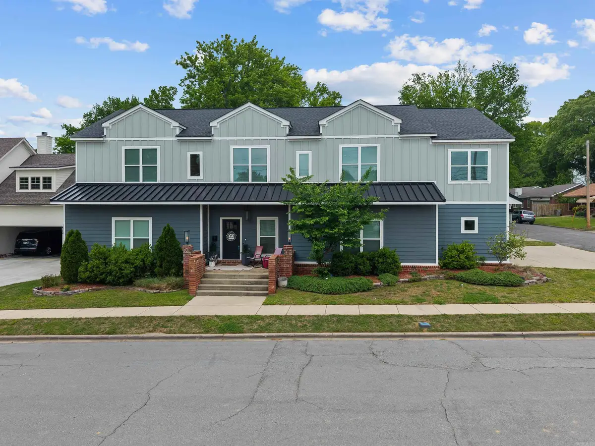 305 W Cross Street, Benton, AR 72015 - #1