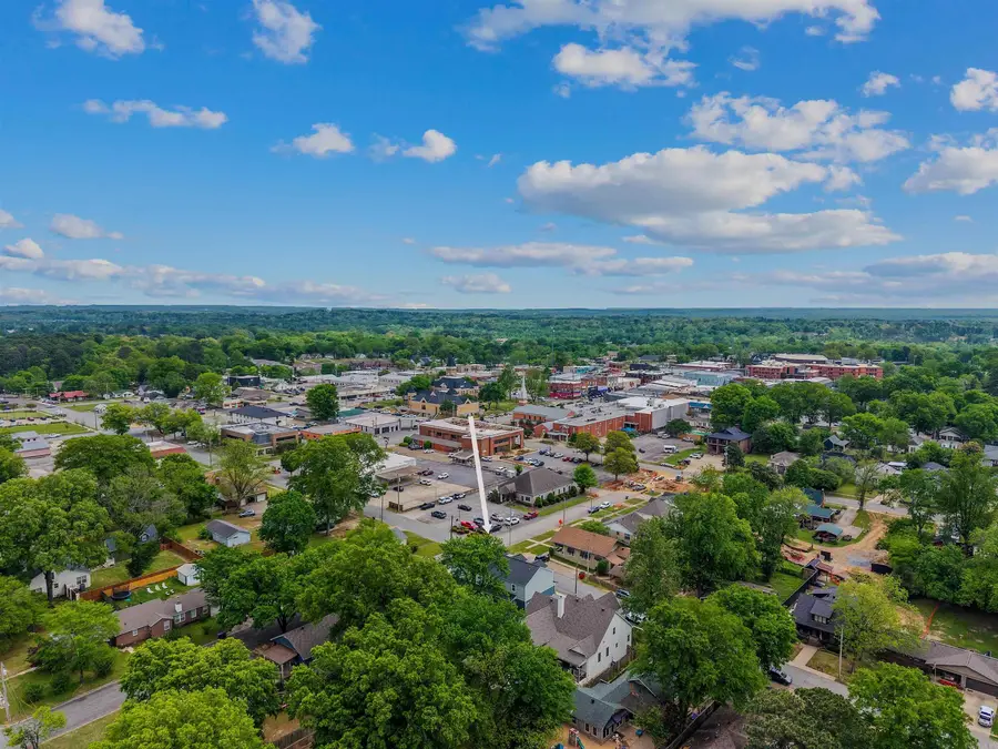 305 W Cross Street, Benton, AR 72015 - #2