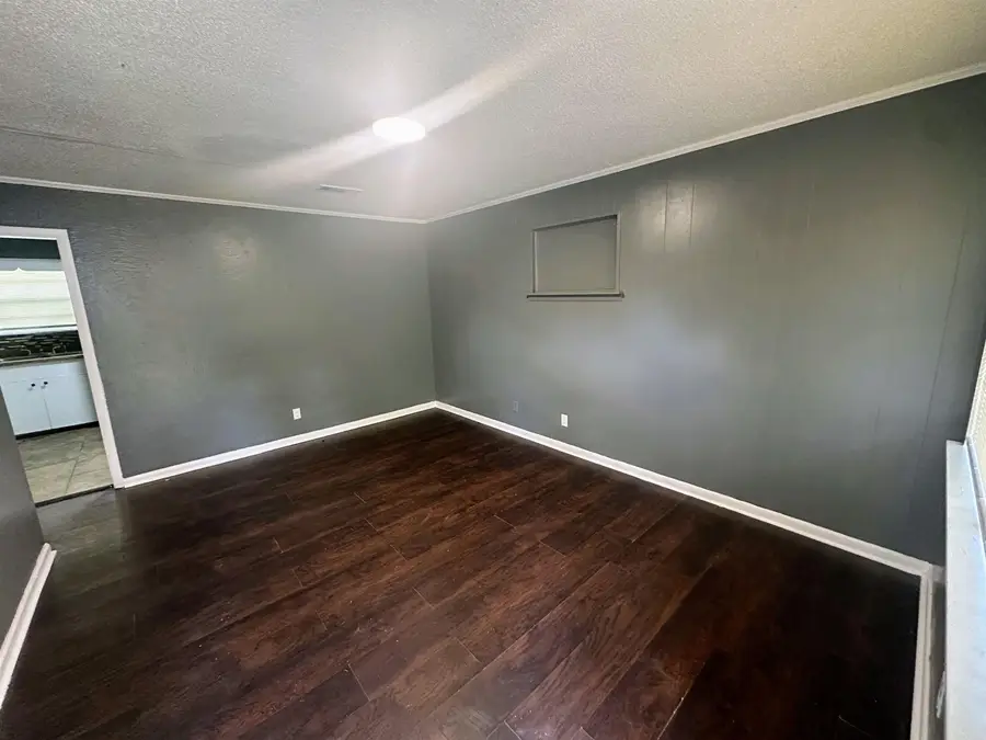 417 Lindenhurst, North Little Rock, AR 72118 - #2