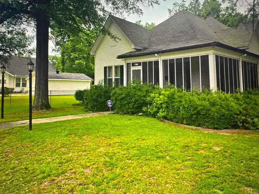 519 E 15th, Pine Bluff, AR 71601 - #3