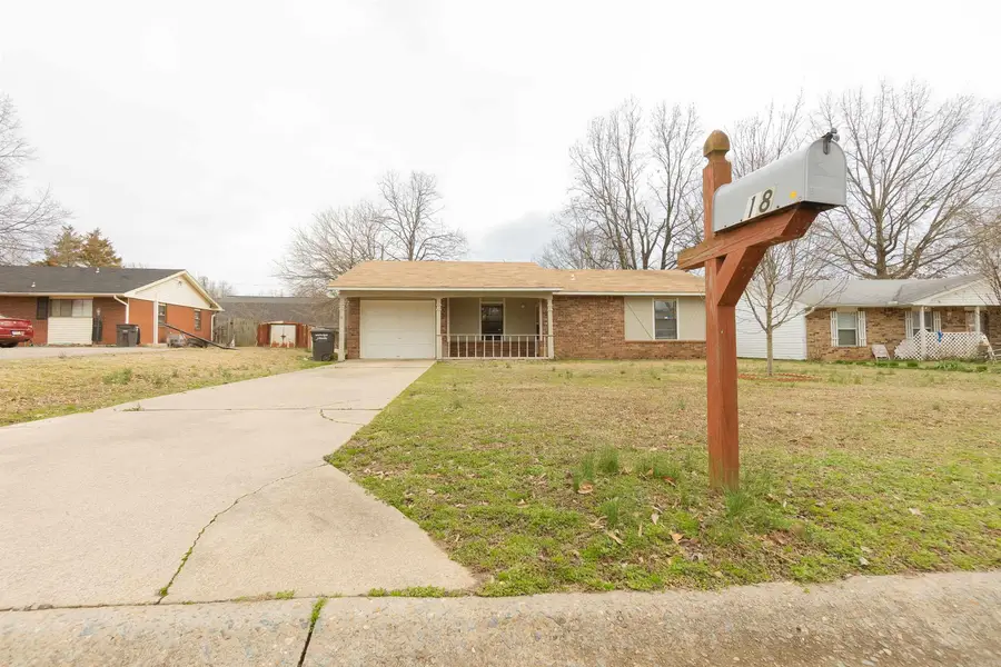18 Georgeann Circle, Jacksonville, AR 72076 - #2