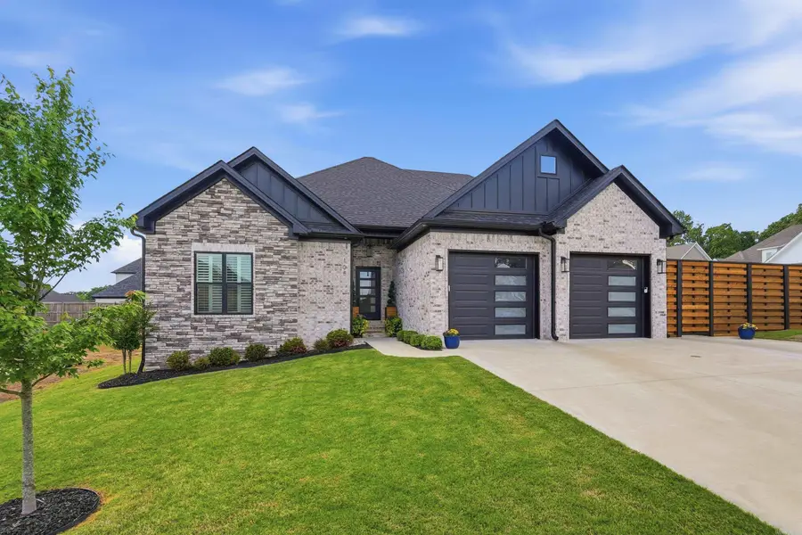 105 Sycamore Springs Drive, Conway, AR 72034 - #2
