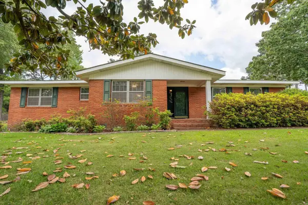 1023 Lakeshore Drive, Heber Springs, AR 72543