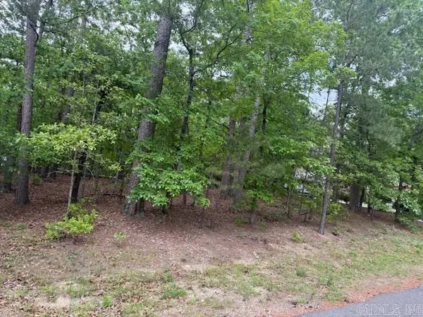 33 Cresta Way, Hot Springs Village, AR 71909