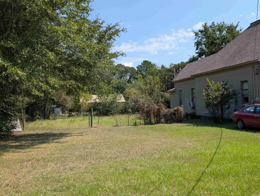1028 S 11th Street, Arkadelphia, AR 71923 - #3
