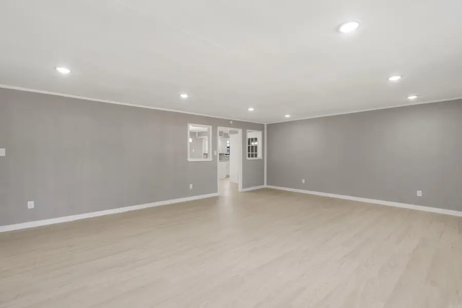 100 S 22nd Avenue, Paragould, AR 72450 - #2