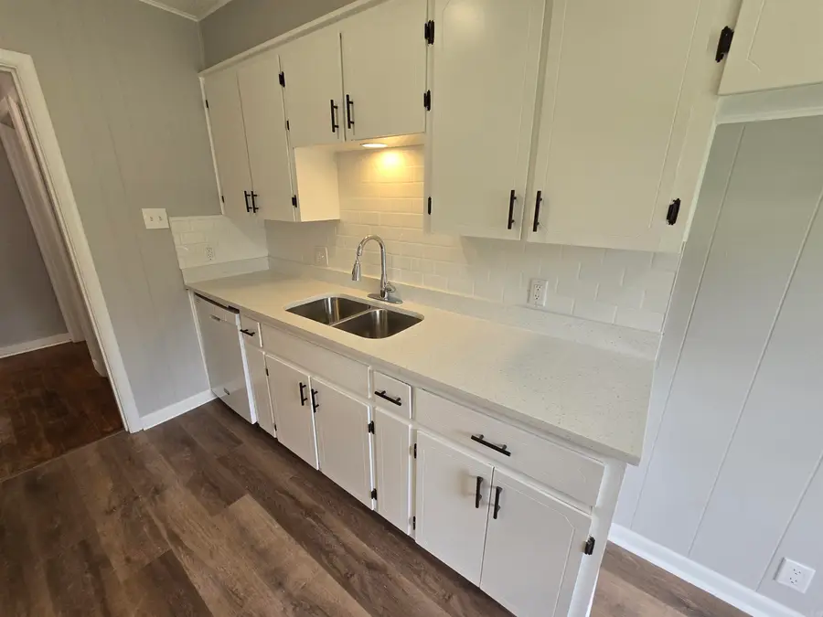 1630 Gum St, North Little Rock, AR 72114 - #2