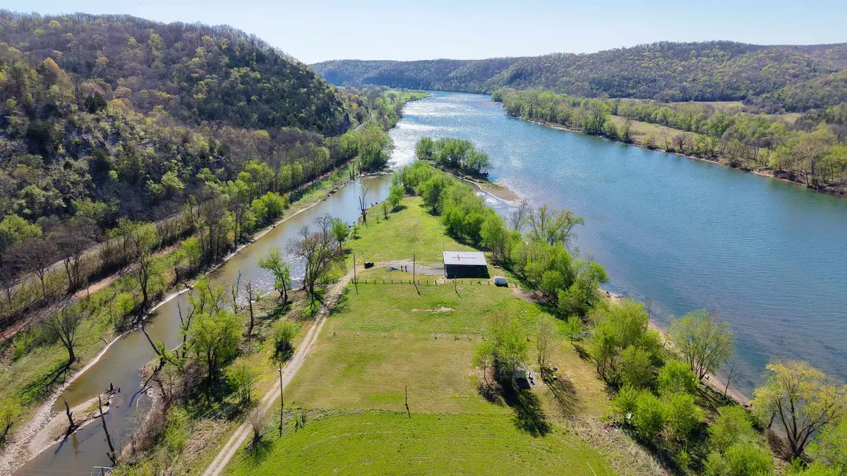 930 White River Run, Guion, AR 72540 - #1
