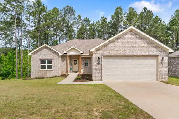 18508 Parkway Pines Drive, Bauxite, AR 72011