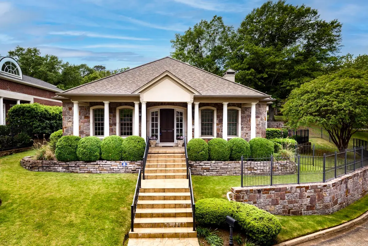 18 St Johns Place, Little Rock, AR 72207 - #1