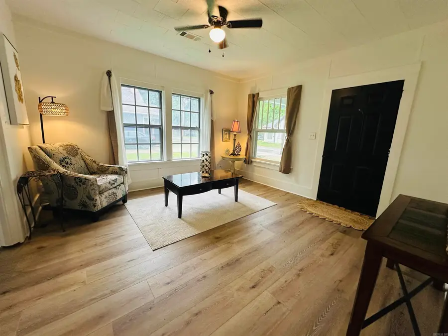 1828 Johnston Avenue, Conway, AR 72034 - #2