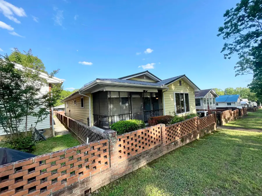 207 Parliament Drive, Horseshoe Bend, AR 72512 - #3