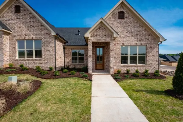 28 Driftwood Lane, Little Rock, AR 72223