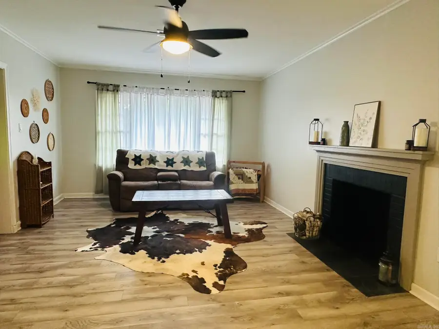 803 Maple St, Crossett, AR 71635 - #3