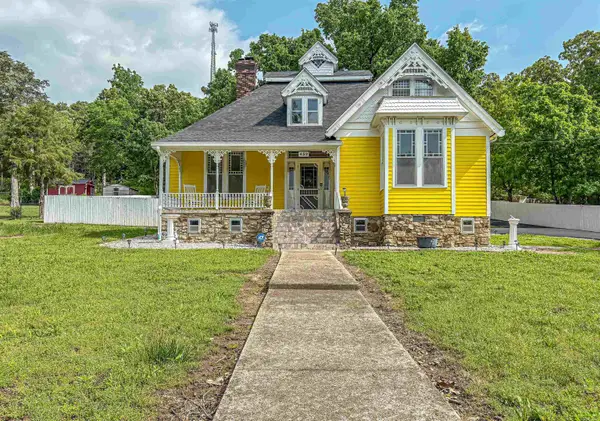 432 E Hwy 62, Yellville, AR 72687