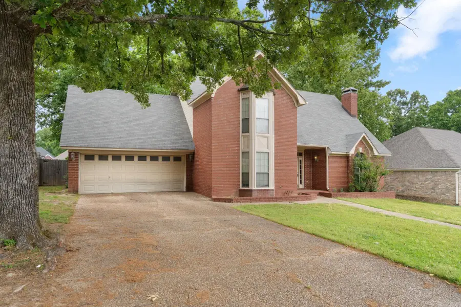 16 Blue Mountain Drive, Maumelle, AR 72113 - #2