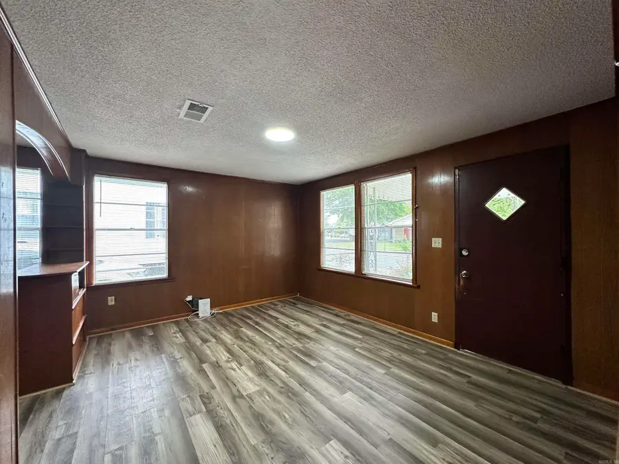 189 Roosevelt Road, Jacksonville, AR 72076 - #3