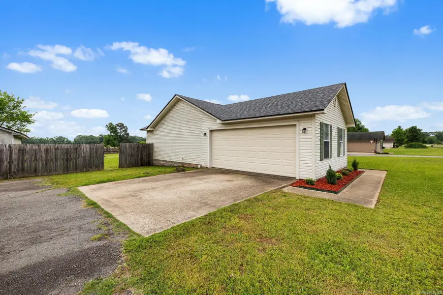 365 Crossroads Cove, Ward, AR 72176 - #3