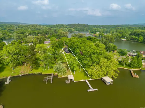 190 Riverview Way, Hot Springs, AR 71901