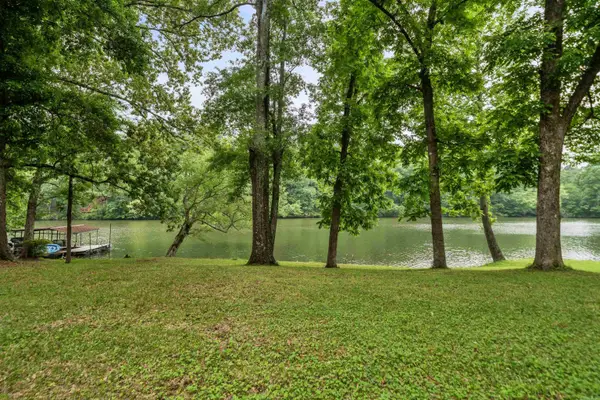 105 Snug Harbor Circle, Hot Springs, AR 71901