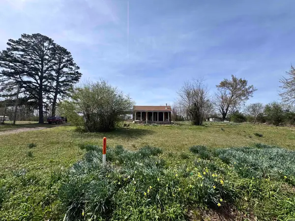 1114 S Cherry Street, Altus, AR 72821
