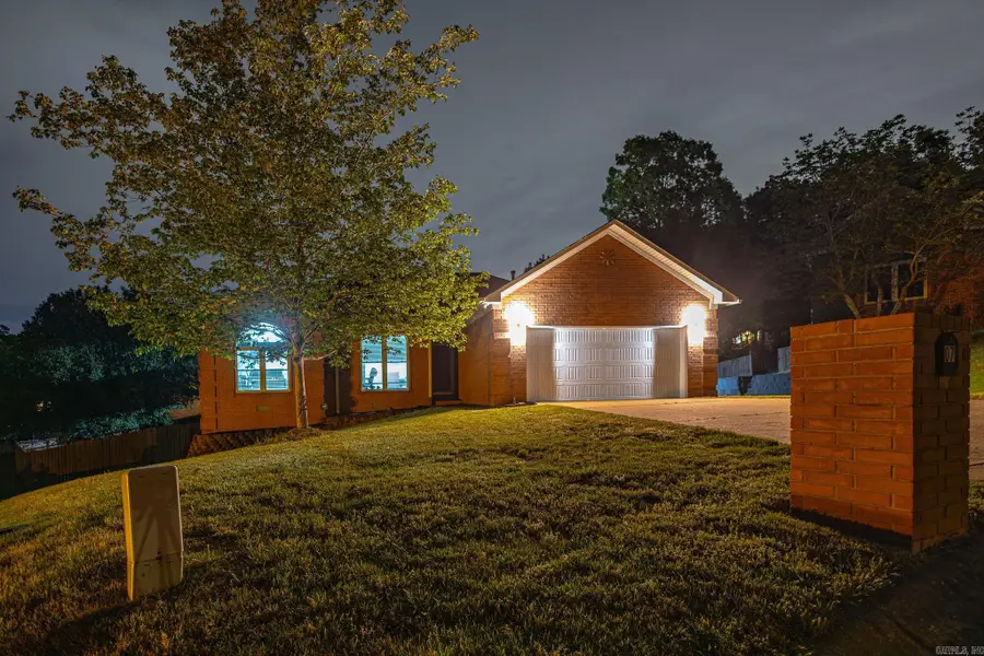 7 Manitoba Cove, Maumelle, AR 72113 - #2