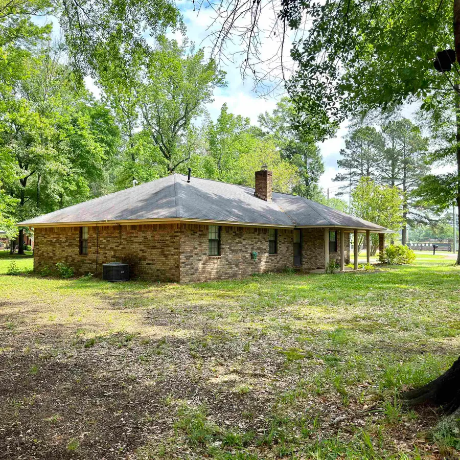 901 N 15th Street, Arkadelphia, AR 71923 - #2