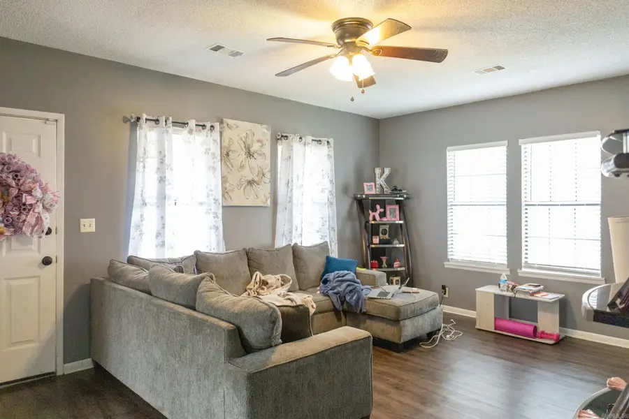315 W Matthews Avenue, Jonesboro, AR 72404 - #3