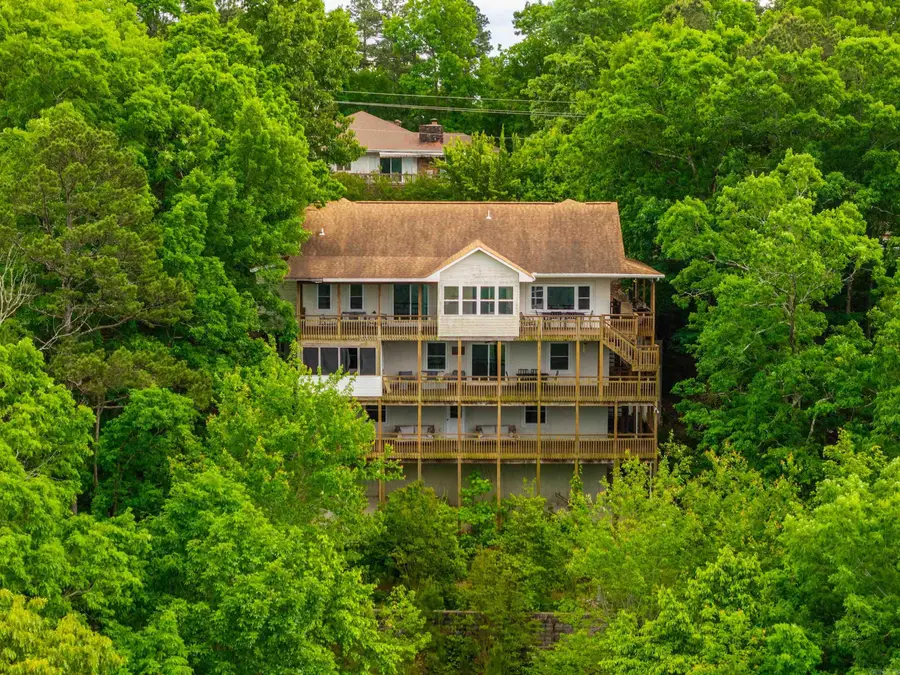 126 E Villena Drive, Hot Springs Village, AR 71909 - #2