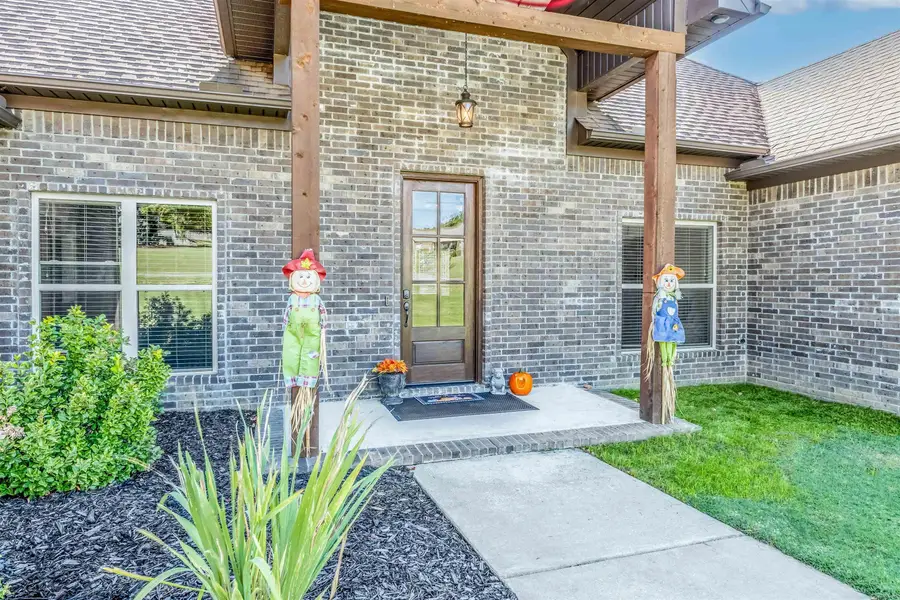 8 Winterberry Drive, Greenbrier, AR 72058 - #2