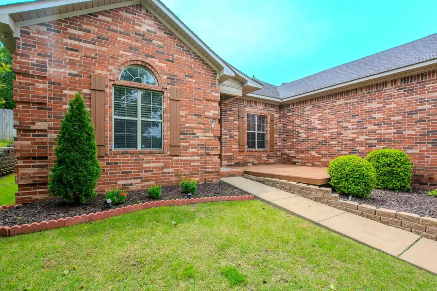 26 Emerald Drive, Maumelle, AR 72113 - #2