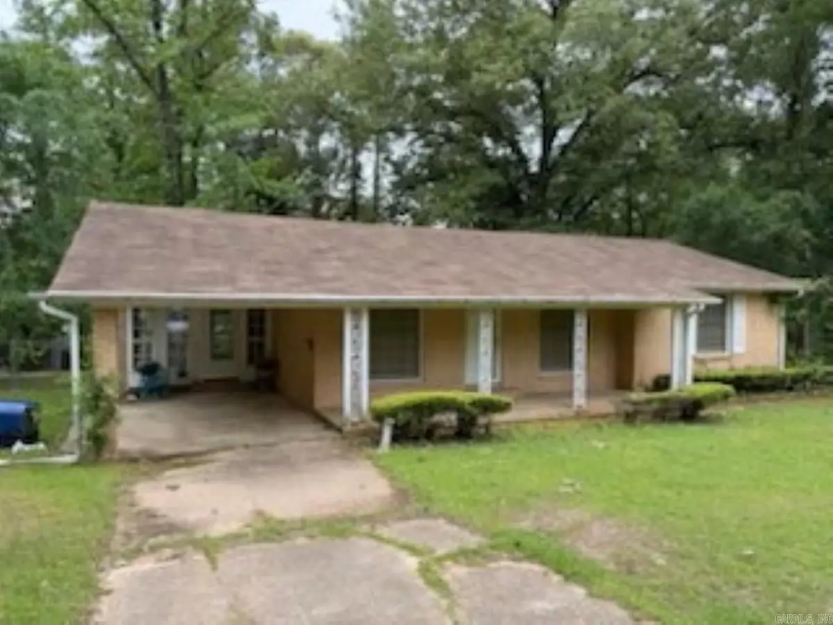 329 Rogers St, Camden, AR 71701 - #1