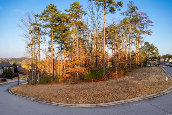 120 Sezanne Court, Little Rock, AR 72223