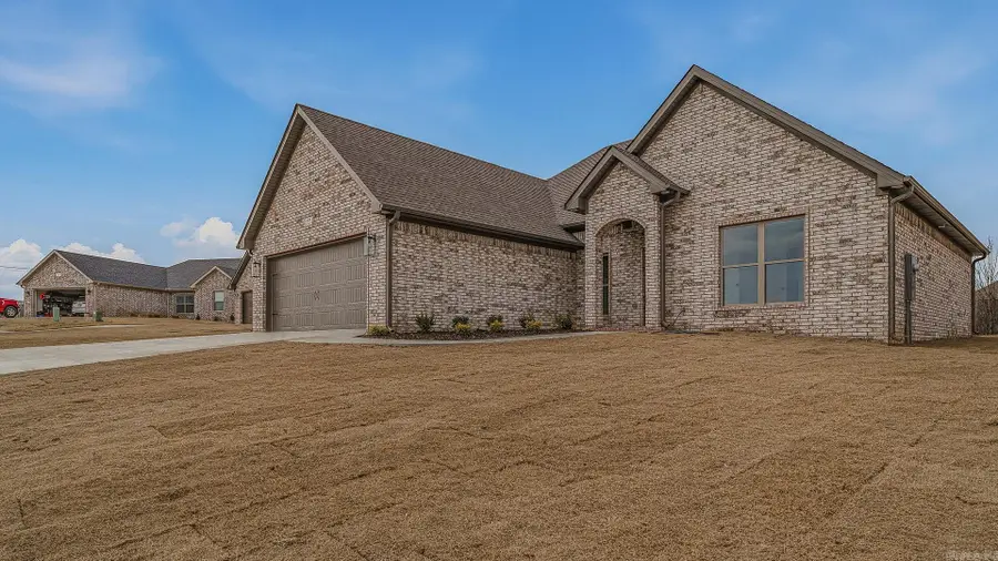 2004 N 8 1/2 Street, Paragould, AR 72450 - #2