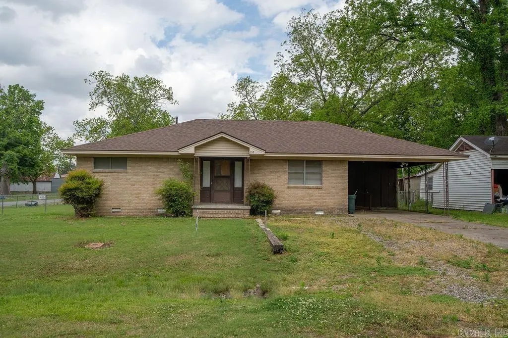 110 W Curran Street, Des Arc, AR 72040 - #1