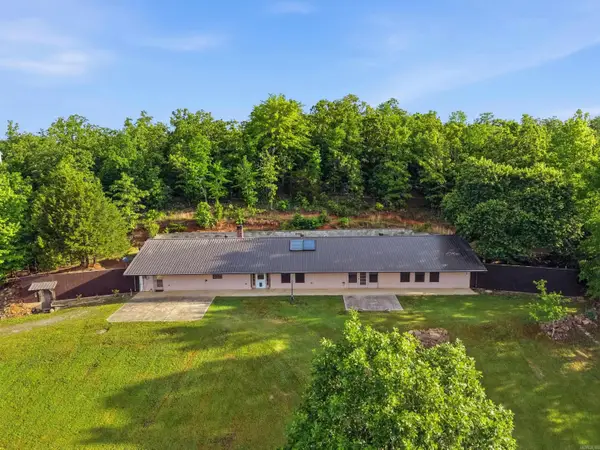 236 W Webco Farm Rd, Vilonia, AR 72173