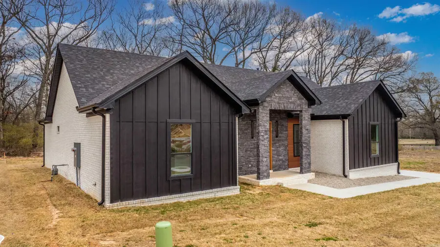 16 Avondale Road, Cabot, AR 72023 - #3