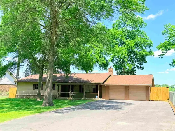 2809 Riverside Dr, White Hall, AR 71602