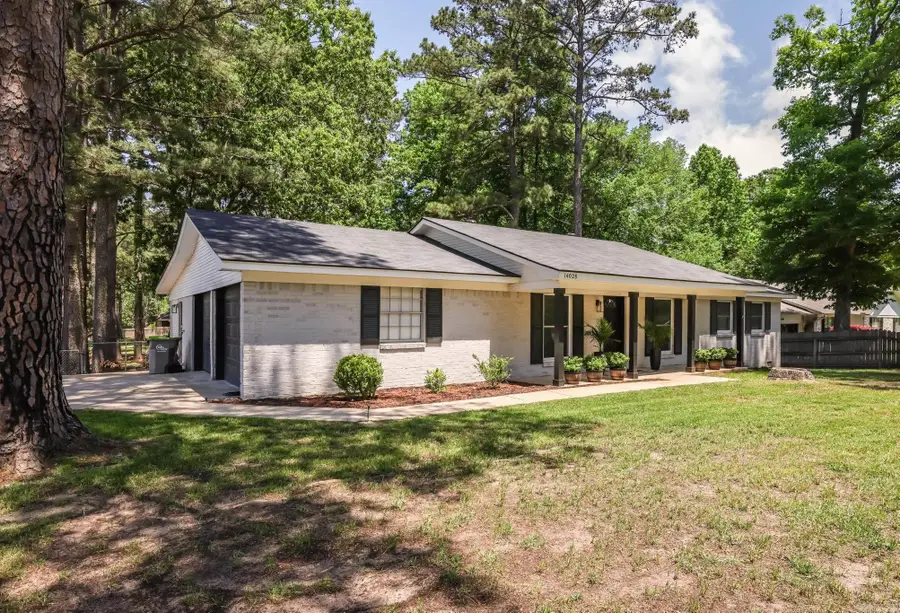 14028 Sardis Rd, Shannon Hills, AR 72103 - #2